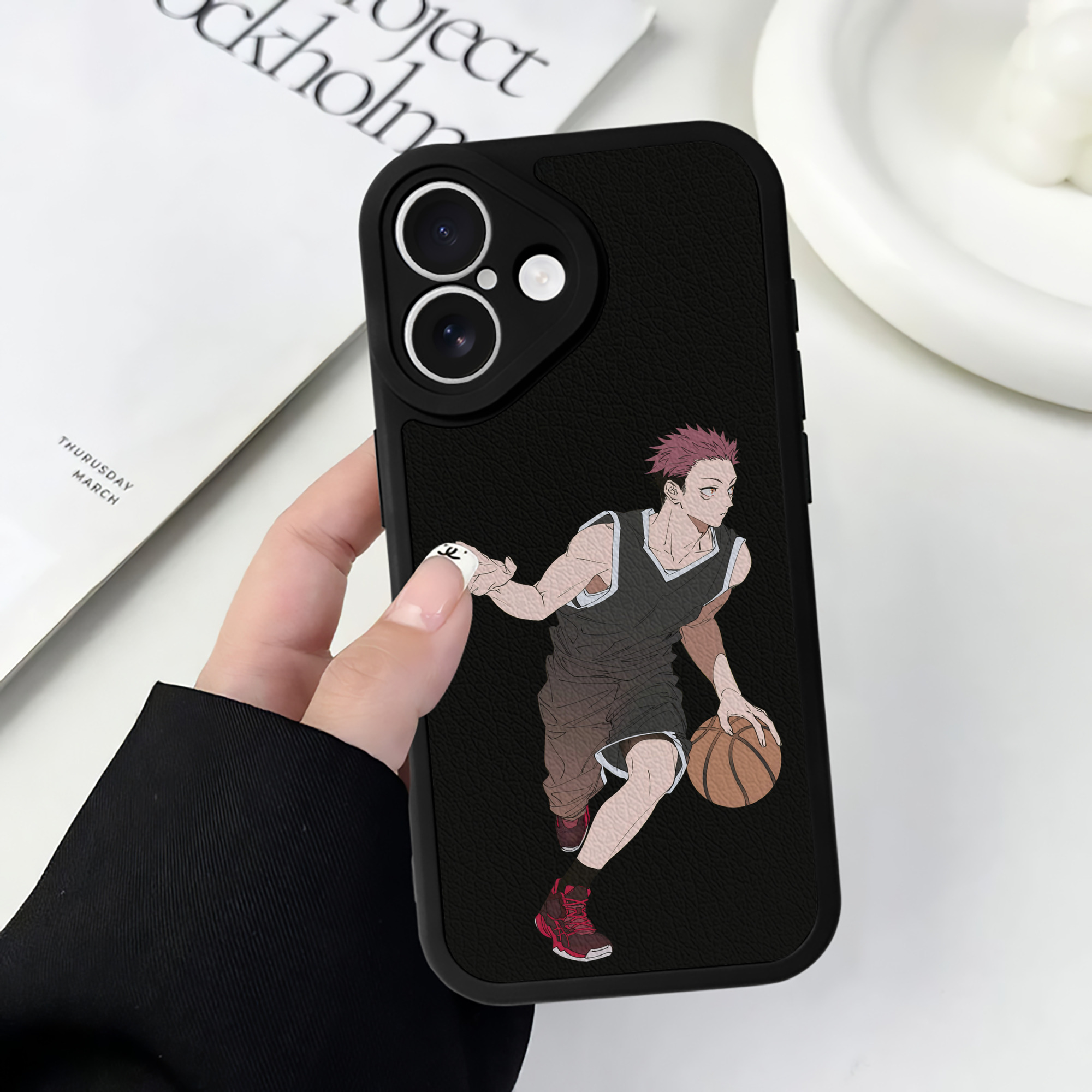 （画像用） 呪術廻戦 Jujutsu Kaisen 【iPhone 16シリーズ対応】シリコンスマホケース（レザー調） 材質：シリコン
